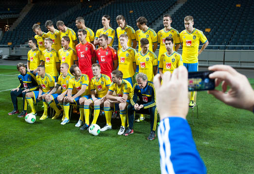 Fotboll, Sverige, Fotografering och träning på Friends