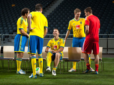 Fotboll, Sverige, Fotografering och träning på Friends