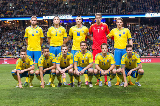 Sveriges startelva, bakre raden fr vänster: Andreas