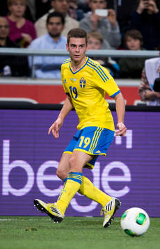Alexander Kačaniklić, Sverige