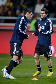 Lionel Messi, Argentina, värmer upp