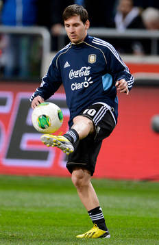 Lionel Messi, Argentina, värmer upp