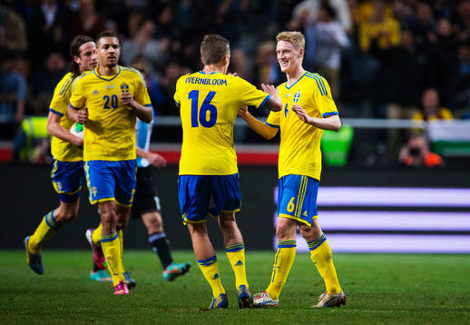 Pontus Wernbloom och Rasmus Elm, Sverige, jublar