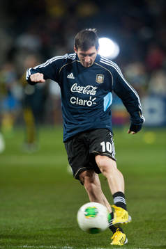 Lionel Messi, Argentina, i rampljuset, skotträning