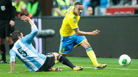 Martin Olsson, Sverige och Fernando Gago, Argentina