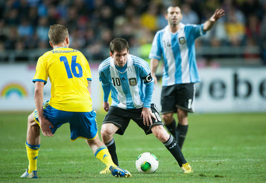 Lionel Messi, Argentina och Pontus Wernbloom, Sverige