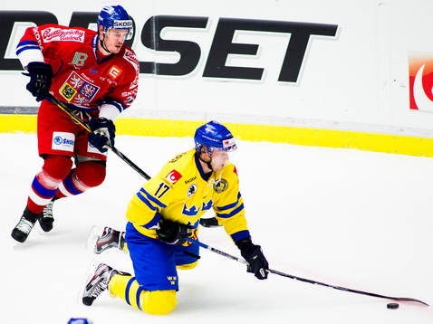 Carl Söderberg, Sverige, på knä, Lukas Krajicek, Tjeckien