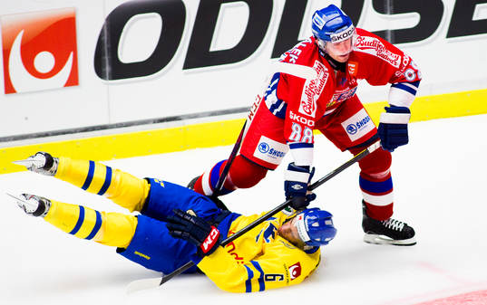 Mattias Bäckman, Sverige, faller, Jakub Petruzalek,