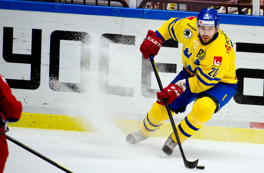 Joel Lundqvist, Sverige