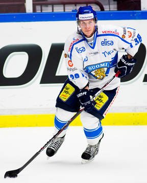 Juuso Hietanen, Finland