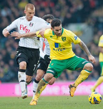 Football - Norwich City v Fulham - Barclays Premier League