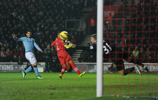 Football - Southampton v Manchester City - Barclays Premier