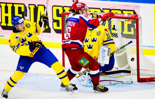 Sergey Plotnikov, Ryssland, jublar när 1-4 målet går in