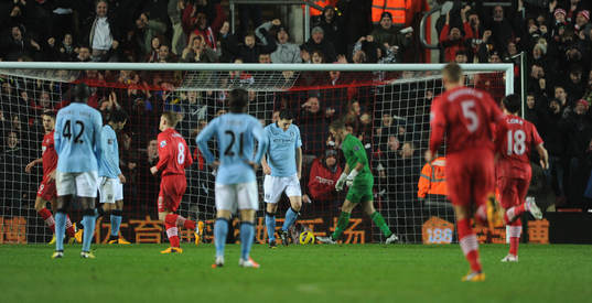 Football - Southampton v Manchester City - Barclays Premier