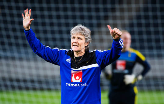 Pia Sundhage, förbundskapten