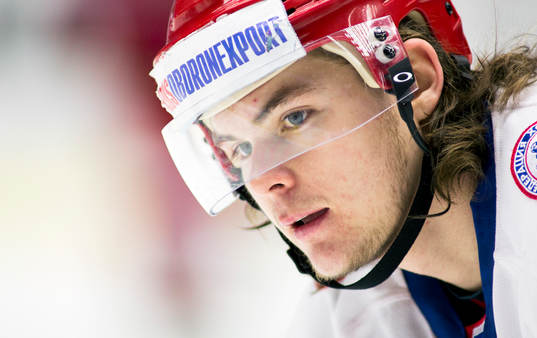 Viktor Tikhonov, Ryssland