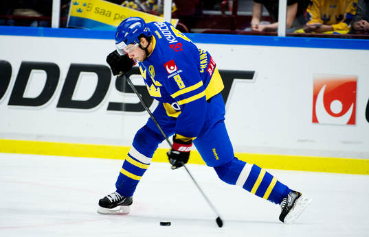 Johan Fransson, Sverige, dundrar in 1-2