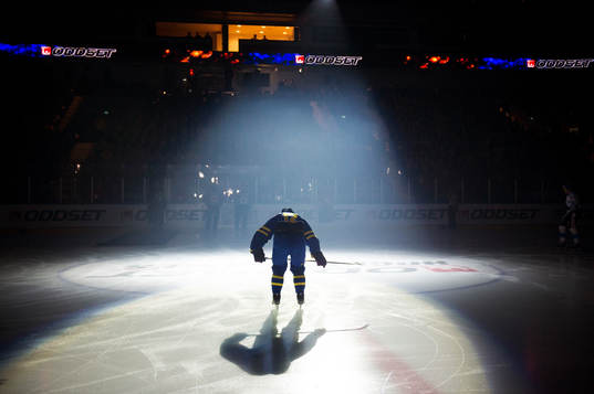 Fredrik Pettersson, Sverige, i strålkastarljuset