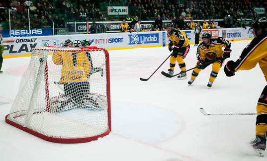 Alexander Barta, Rögle, gör 2-1 bakom, David Rautio,