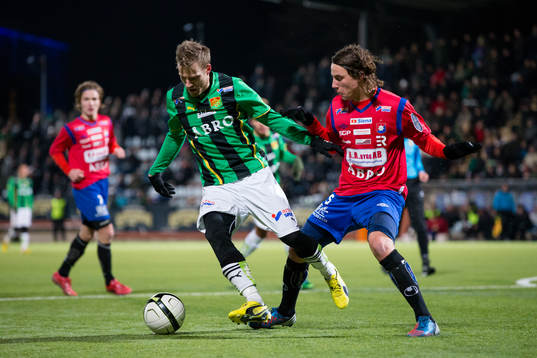 Joel Johansson, GAIS håller undan Jonatan Azulay, Örgryte