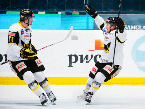 Stefa Warg och Christoffer Björklund, Västerås, jublar