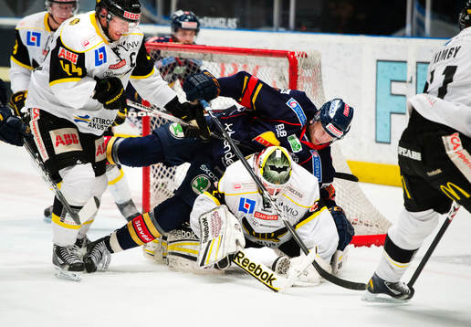 Per Helmersson och Lars Johansson, målvakt, Västerås,