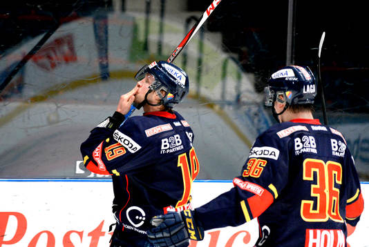 Jimmie Ölvestad kvitterar till 2-2