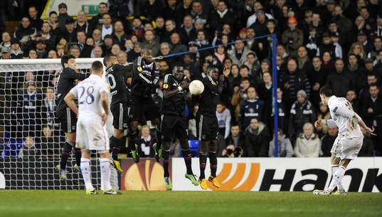 Football - Tottenham Hotspur v Olympique Lyonnais - UEFA