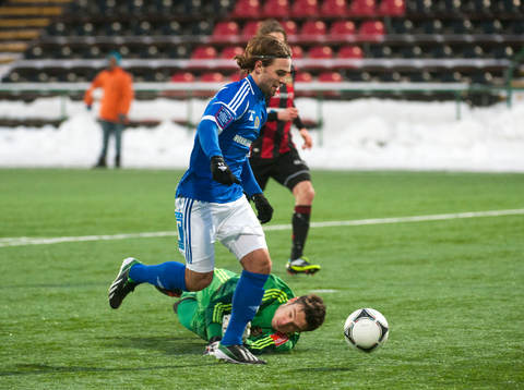 Simon Helg, GIF Sundsvall påväg att göra 2-0
