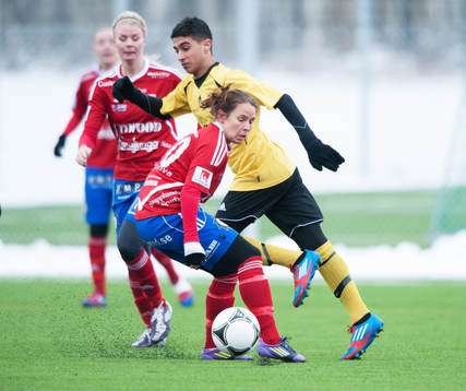 Laif Mirée, Hässleholm, killar mot tjejer