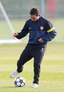Football - Arsenal Training - Arsenal Training Ground -