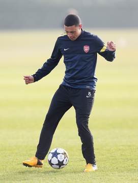 Football - Arsenal Training - Arsenal Training Ground -