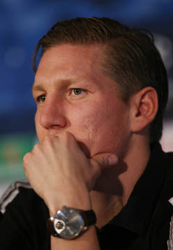 Football - Bayern Munich Press Conference - Landmark Hotel,
