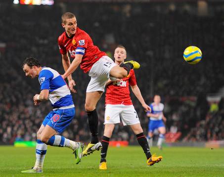 Nemanja Vidic / Noel Hunt  - 18.02.2013 - Manchester United