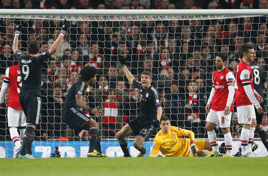Football - Arsenal v Bayern Munich - UEFA Champions League