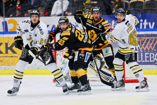 Kris Beech, Tomas Skogs, Johan Alm och Oscar Steen i