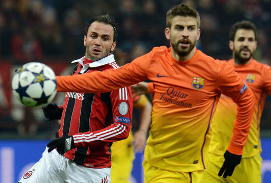 Giampaolo Pazzini / Gerard Pique - 20.02.2013  -  Milan AC