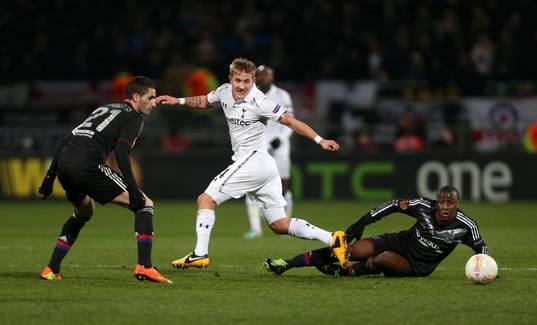 Football - Olympique Lyonnais v Tottenham Hotspur - UEFA