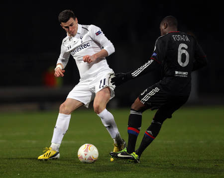 Football - Olympique Lyonnais v Tottenham Hotspur - UEFA