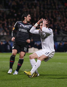 Football - Olympique Lyonnais v Tottenham Hotspur - UEFA