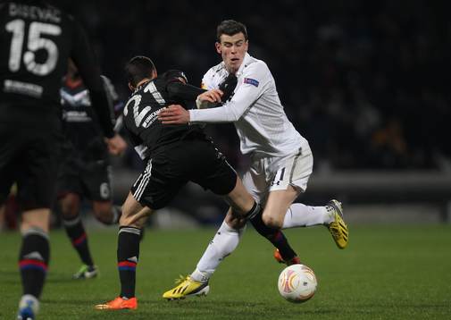 Football - Olympique Lyonnais v Tottenham Hotspur - UEFA