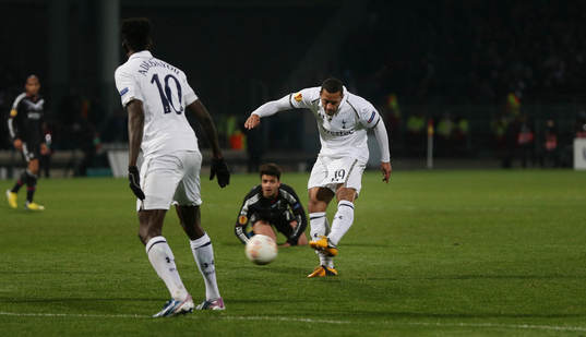 Football - Olympique Lyonnais v Tottenham Hotspur - UEFA