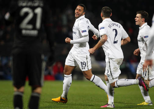Football - Olympique Lyonnais v Tottenham Hotspur - UEFA