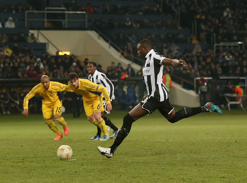 Football - Metalist Kharkiv v Newcastle United - UEFA