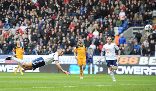 Football - Bolton Wanderers v Hull City - npower Football