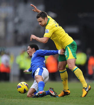 Football - Norwich City v Everton - Barclays Premier League