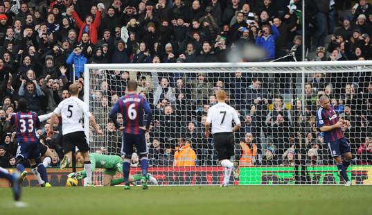 Football - Fulham v Stoke City - Barclays Premier League  -
