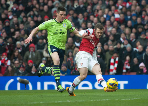 Football - Arsenal v Aston Villa - Barclays Premier League