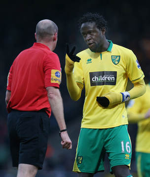 Football - Norwich City v Everton - Barclays Premier League
