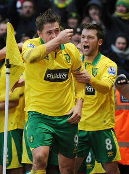 Football - Norwich City v Everton - Barclays Premier League